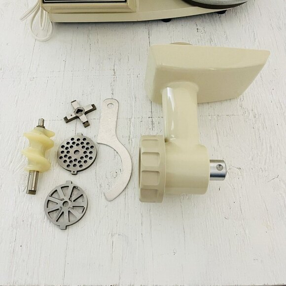 Vintage Oster Regency Kitchen Center  12 Speed w/ Attachments - Tested - Read - Picture 10 of 16